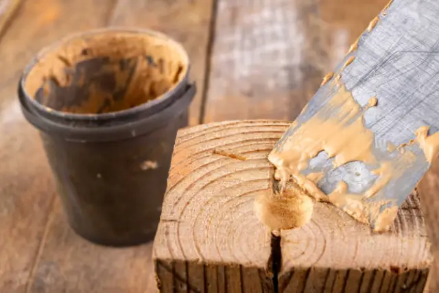 hoe schroefgaten in hout vullen 2