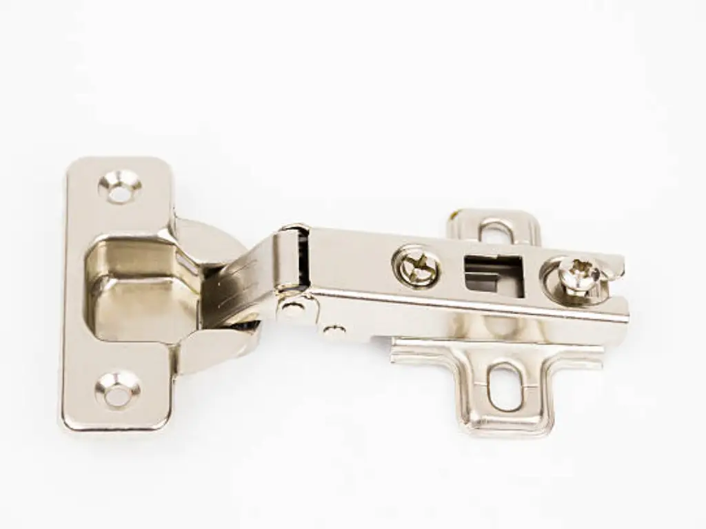 soft close hinges have more complex structure