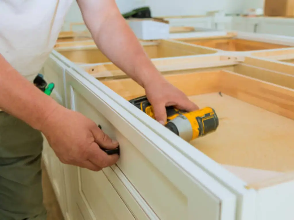 cabinet hardware
