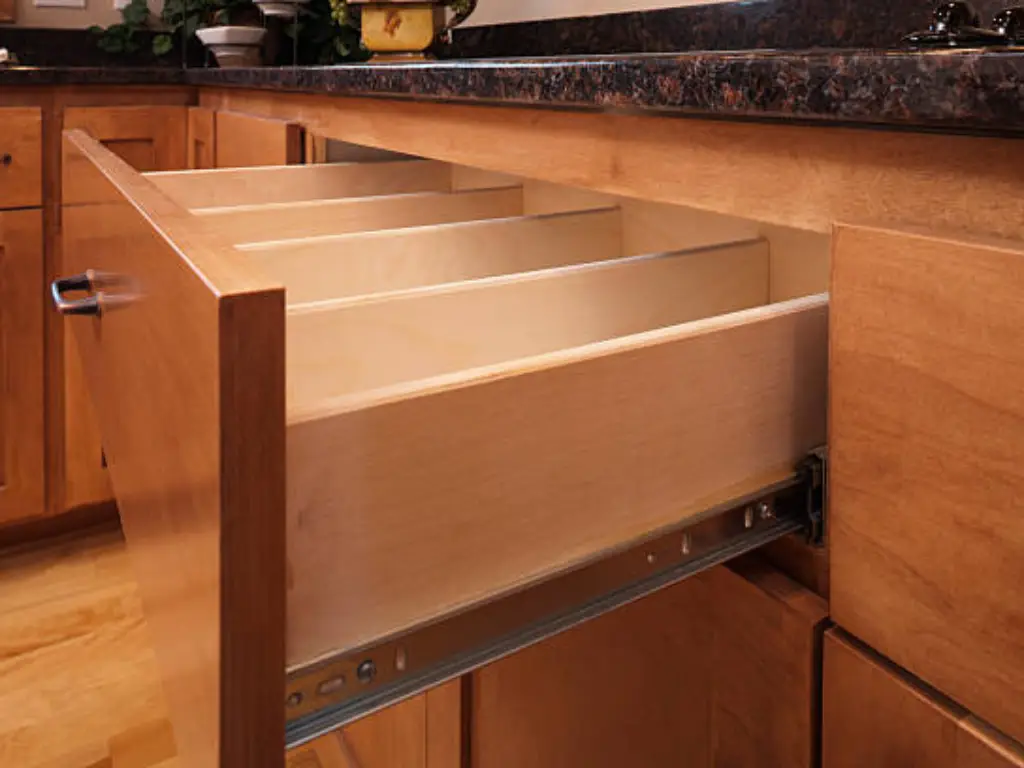 drawer slides suitable for kitchen cabinets