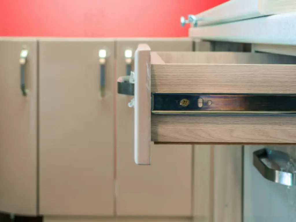 side mount drawer slides