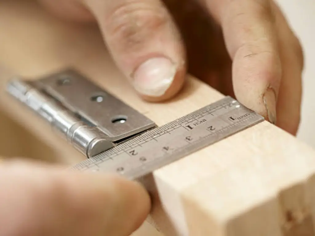 measure door hinge